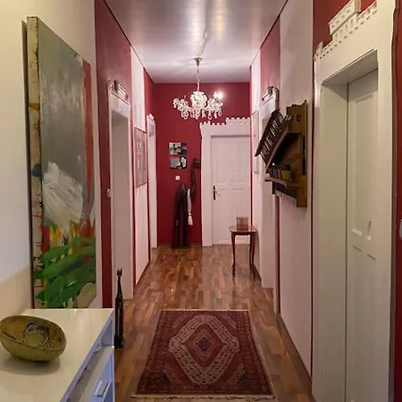 Apartament In Historischer Mit Gartennutzung