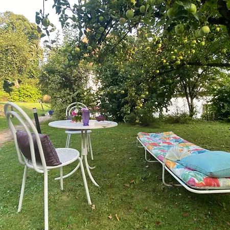 Apartamento In Historischer Mit Gartennutzung *